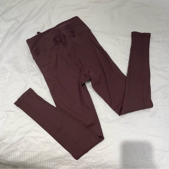 Year Of Ours
RIBBED FOOTBALL LEGGING - Picture 4 of 9